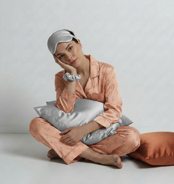 PureSilk Essentials – Silver Mist